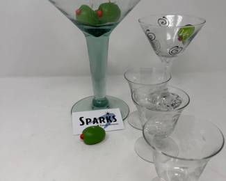 27 MartiniTimeGiantHandBlownGlassFromMexico