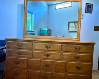 53 GenuineEasternHardRockMaple12DrawerDresserMirror