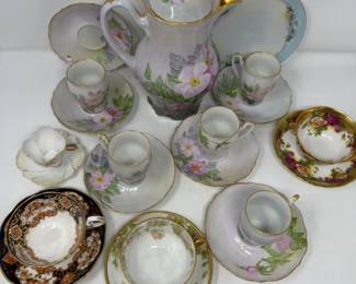 47 PorcelainCoffeeServicePotCupsandSaucers