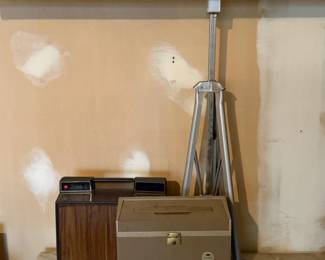 234 VintageSlideProjectorScreensNewVintage8mmProjector