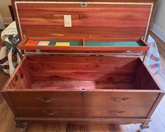 Lane cedar chest