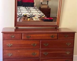 9 drawer dresser with mirror