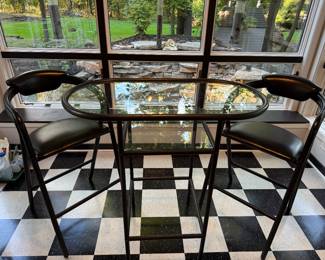 BEAUTIFUL 3 PIECE DINETTE SET 