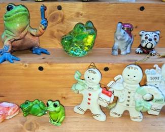 Frogs and Lenox gingerbread 