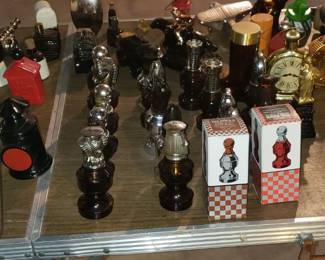 Avon chess set