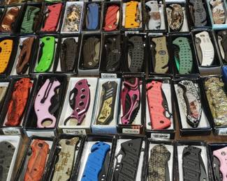 Hunting knives
