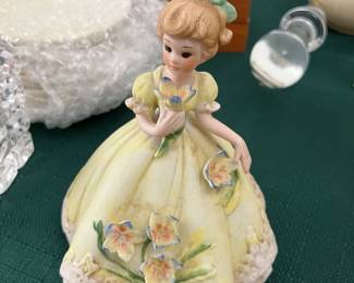 Josef Originals Figurine 4”