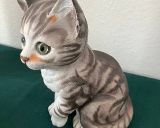Danbury Mint "Muffin" the cat figurine