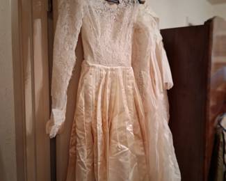 1962 Wedding gown with train and veil