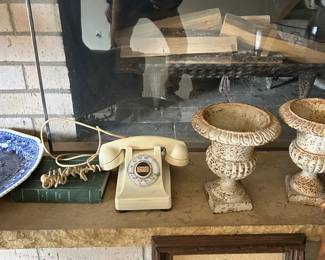 1930s working Art Deco rotary phone