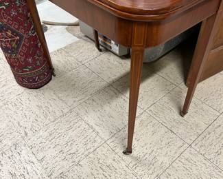 Mahogany gate leg card table