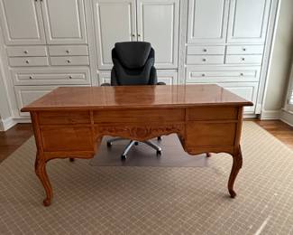 Ethan Allen desk
