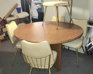 Vintage dining table and Chromcraft chairs