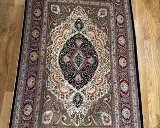 Hand knotted Silk Rug