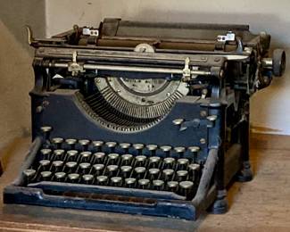 Underwood typewriter