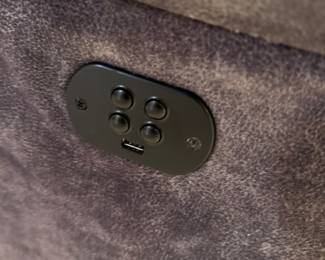 Pair of Electric Power Recliners – USB, Lumbar Support, Wall-Hugger Design
Beautiful set of two matching electric power recliners, featuring smooth power reclining, built-in USB ports, supportive lumbar adjustment, and space-saving wall-hugger technology.
Both chairs offer exceptional comfort with a refined, contemporary look—perfect for a living room, media space, or den. Clean, well-maintained, and in excellent working condition.
A premium pair of modern recliners offering luxury and convenience.