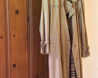 Vintage Burberrys Lined Woman’s Trench Coat
Made in England for British American House New York