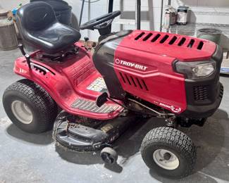 42" Troy Bilt 2021 Bronco Riding Mower