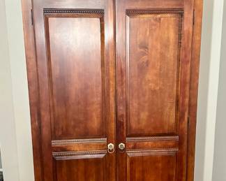Ethan Allan Chest of Drawers