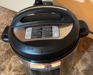 E115 - $60. Instant Pot Ultra. (Model Ultra 60.)