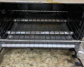E40 - $100. #2 - Breville Convection Smart Oven. Model BOV800XL / A
