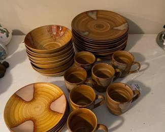 E91 - $100. Sango Splash Set. 9 Dinner Plates, 6 Salad Plates, 8 Bowls, 7 Mugs.