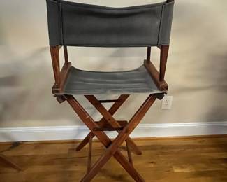 E66 - $100 PAIR of Directors Chairs. Measures 23" x 29" floor to seat x 47.5" tall.