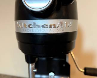 E120 - $150. Kitchen Aid 6 Qt. Mixer. Professional 600.
