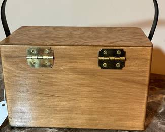 E87 - $50. Enid Collins Vintage 2 Owlets Wooden Box Purse. Missing one stone on the left owl.