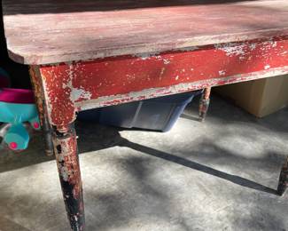 G24 - $95. Primitive Table with chippy paint. Measures 40" x 28" x 29.5" tall. Beautiful display piece.