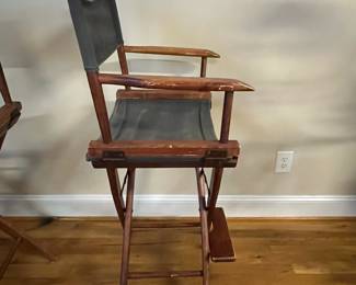 E66 - $100 PAIR of Directors Chairs. Measures 23" x 29" floor to seat x 47.5" tall.
