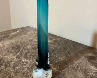 E86 - $125. Richard Jolley Signed Art Glass Vase.