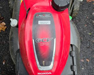 G17 - $250. Honda GCV170 Push Mower. Model HRN216VKA.