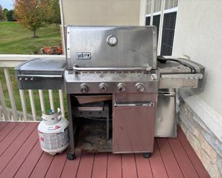 Weber Grill w/Propane