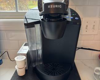 Keurig w/Pods Tray
