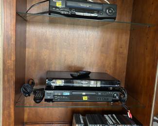 DVD/VHS/Blue Ray Players, DVDs 