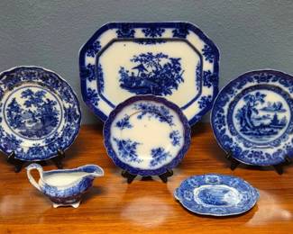 Blurred Blue Platter Serving Pieces