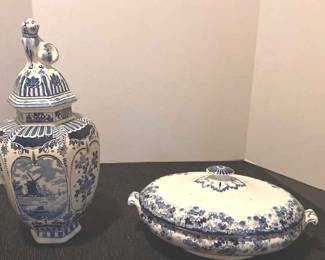 Dog Lid Vase Casserole Dish Delfts Bleau.webp