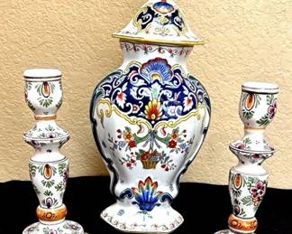 Parrot Jar Delft Candlestick Set