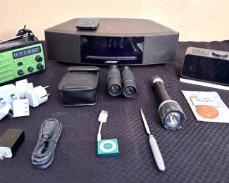 Bose Wave Sound System, Radios, Apple Shuffle