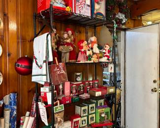 Anna Lee Christmas
Vintage Hallmark Ornaments 
Christmas 
Wrapping paper 