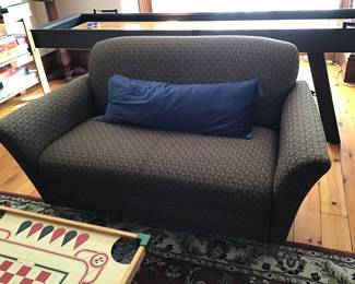 Loveseat, pillow