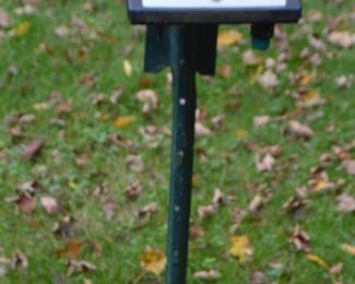 Electric fence controller solar powered