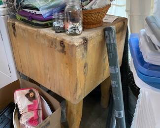 Two butcher blocks. Bring help to move your items. We can’t do it for you.