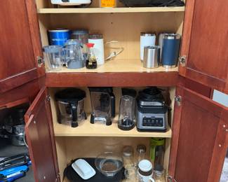 small appliances and kitchen misc