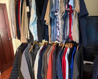 shirts and sweatshirts/jackets