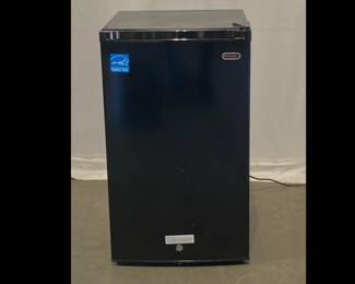 Lot 8378 Whynter 3 cu ft Freezer