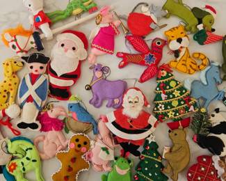 Lot 8291 Vintage Felt Fabric Christmas Ornaments