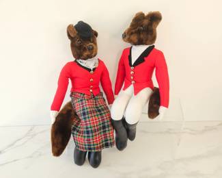 Lot 8293 Vintage Mr. and Mrs. Fox Scottish Hunter Plush Shelf Sitters