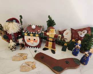 Lot 8423 Vintage Primitive Style Christmas Decor Ornaments